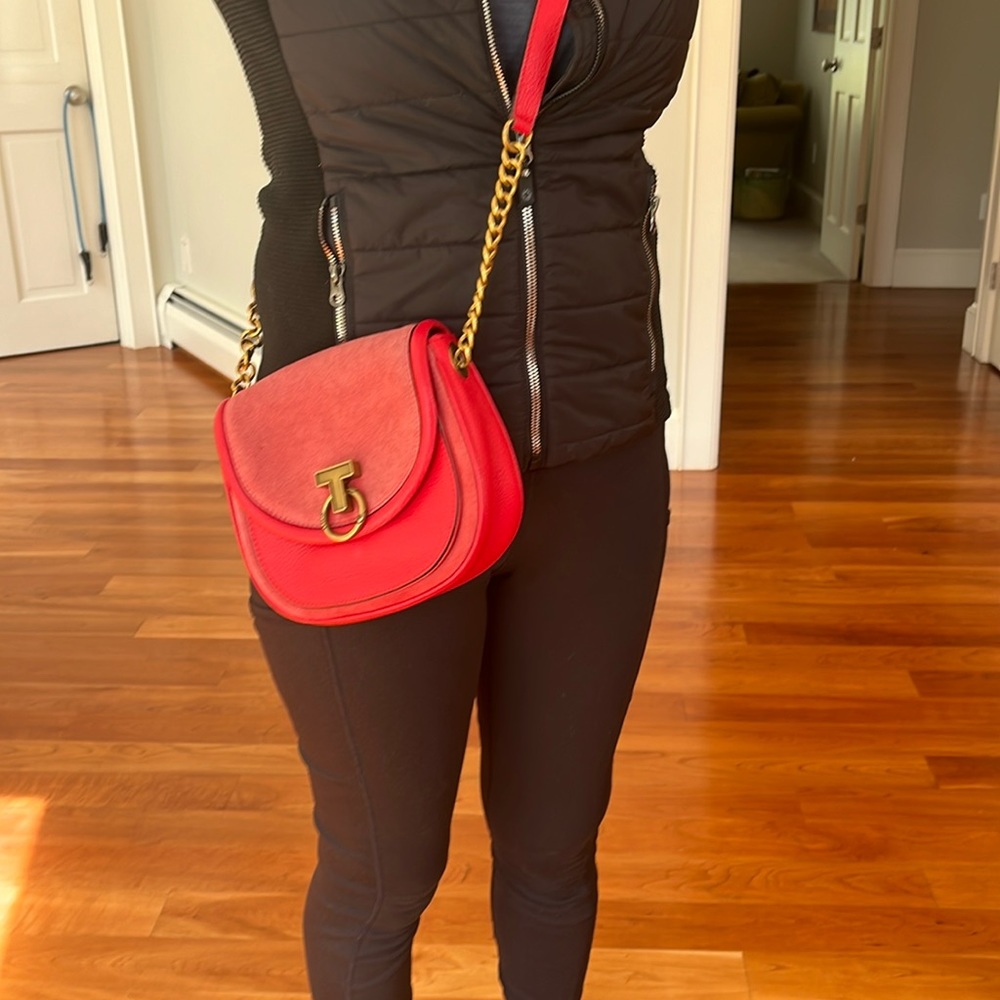 Tous cross body bag. Used once. Pink and red
